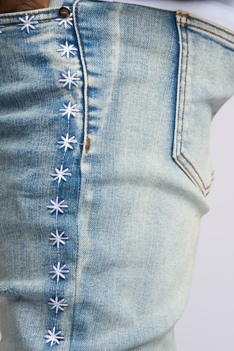 "SPOTLIGHT" SKINNY DENIM (LIGHT BLUE)