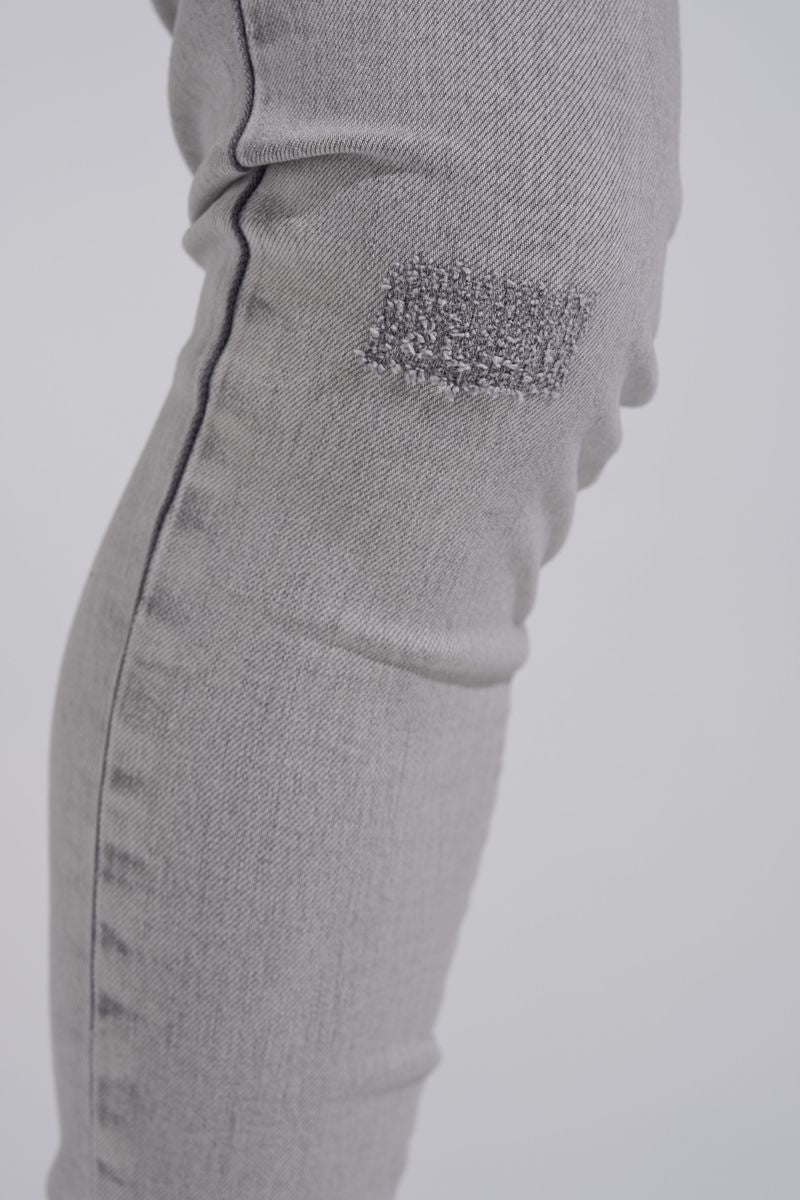 "SILVER SCREEN" SKINNY DENIM (LIGHT GREY)