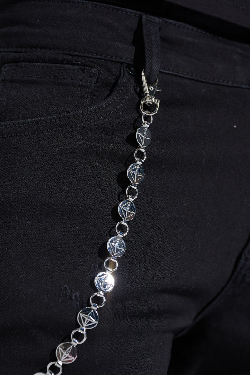 "DESTINED TO BE" WALLET CHAIN (SILVER)