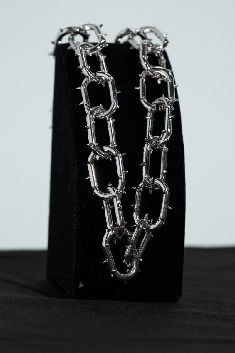 "UNTOUCHABLE" WALLET CHAIN (SILVER)